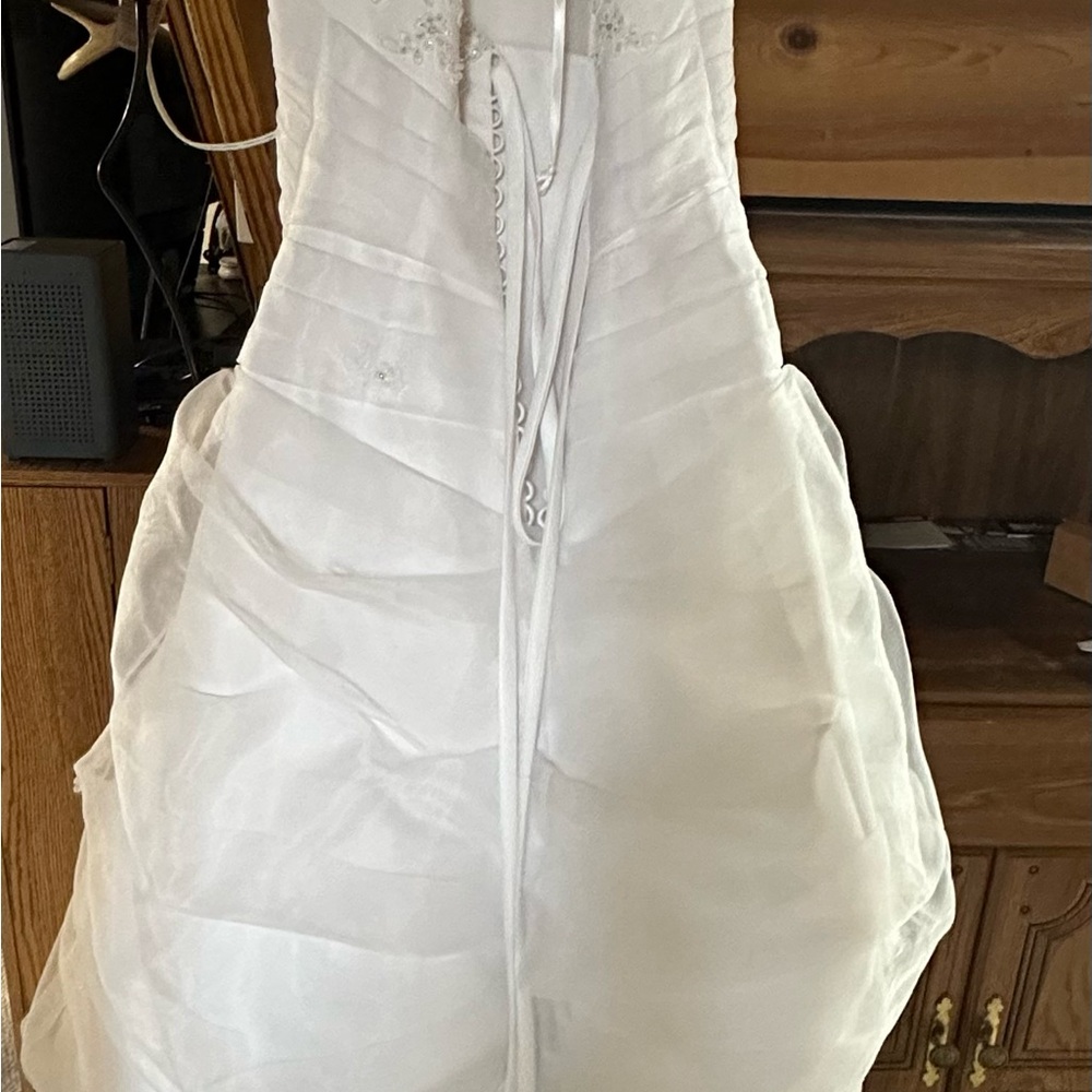 David's Bridal White Ruched Tiered Gown - Picture 2 of 8